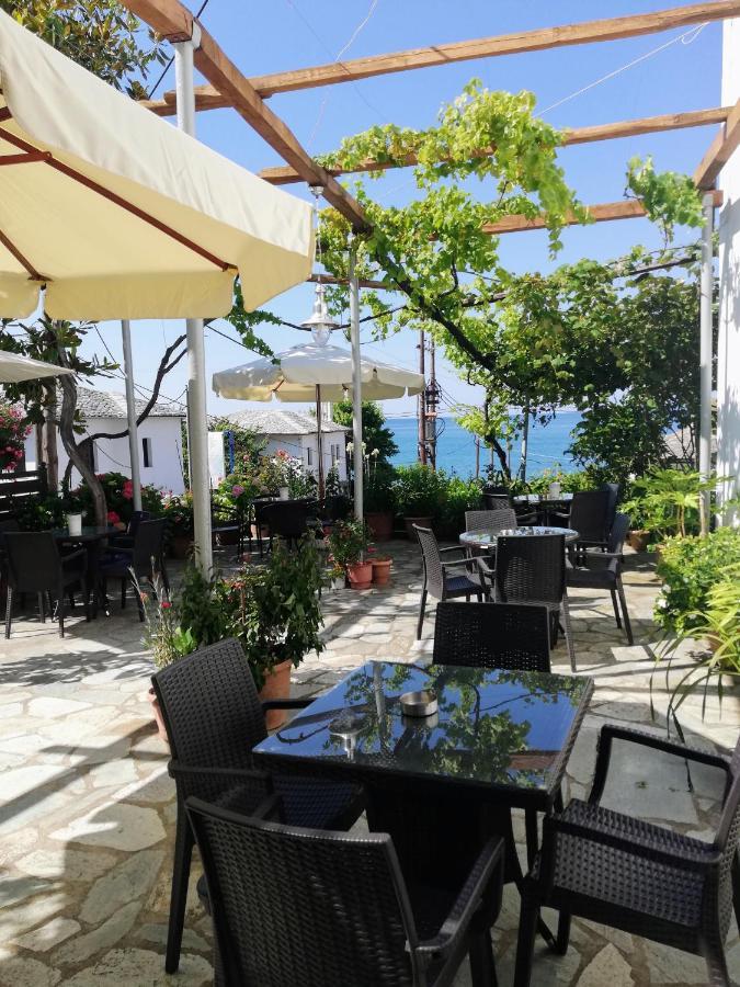 Hotel Erato Chorefton Exterior photo